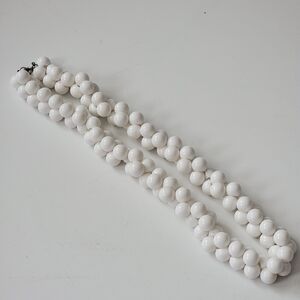 Vintage 60s 70s Molecule Cluster Multi Bead Chic White Beaded Necklace